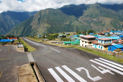 Lukla Airport (LUA), Nepal - Die 10 gefährlichsten Flughäfen der Welt