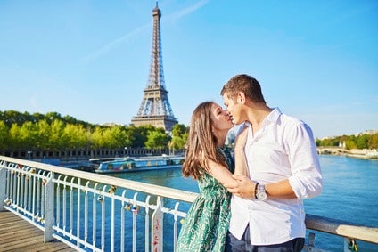 Romantische Hochzeitsreise nach Paris
