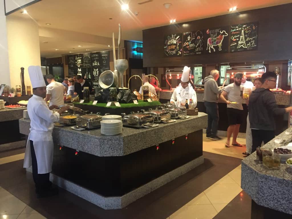 Buffet-Hotel-Anantara.jpg