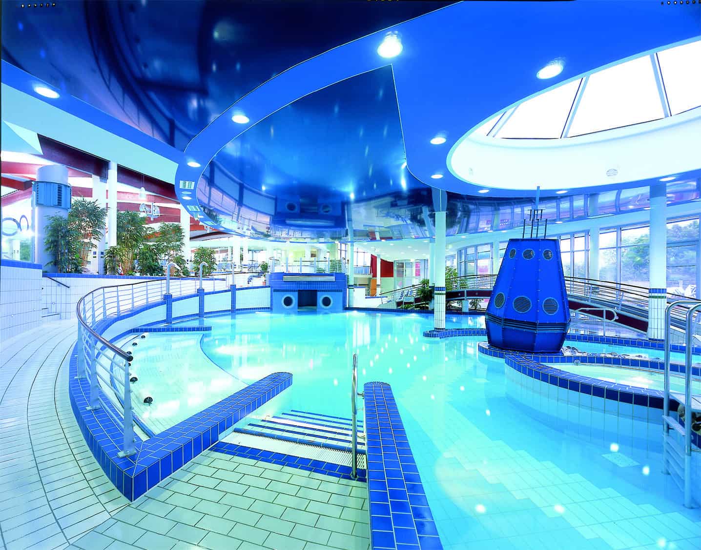 Reiseblogonline-erlebnisbäder-deutschland-ocean-wave-innen.jpg